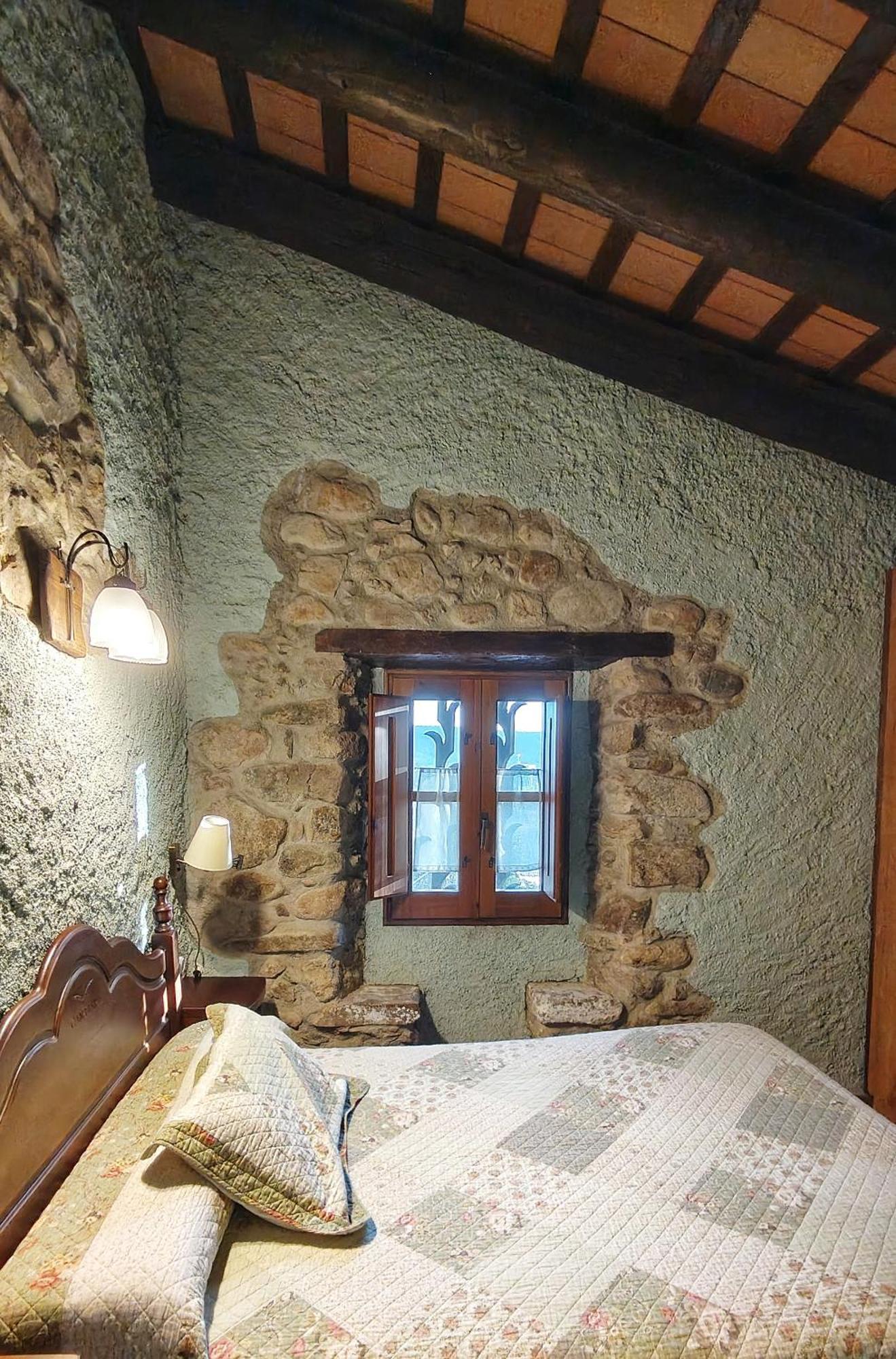 Masia Can Felip B&B Llinars del Valles Exterior photo